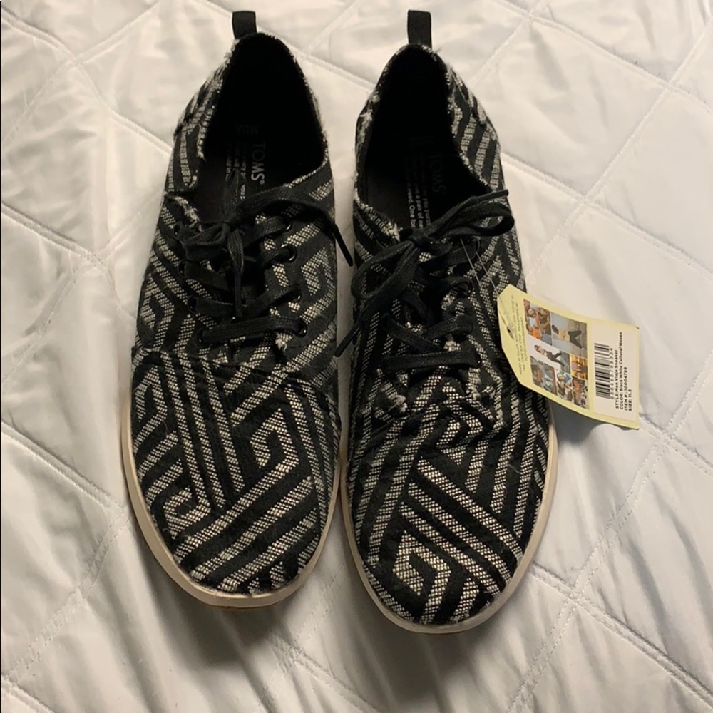 Toms Sneakers